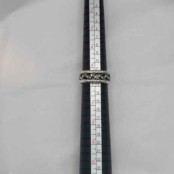 JAMES AVERY ETERNITY VINE LEAVES BAND RING LEAF - RARE RETIRED - Size 5.5 - Picture 2 of 3